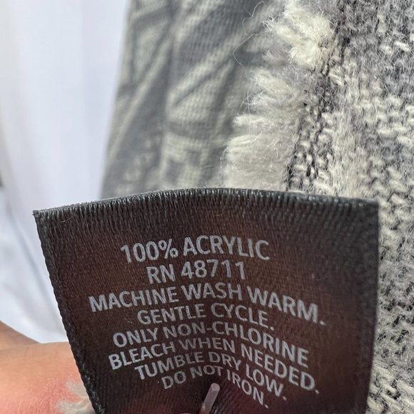 Massini Blanket Poncho Sz One Size Hooded Gray Grey Fringe - Picture 8 of 8